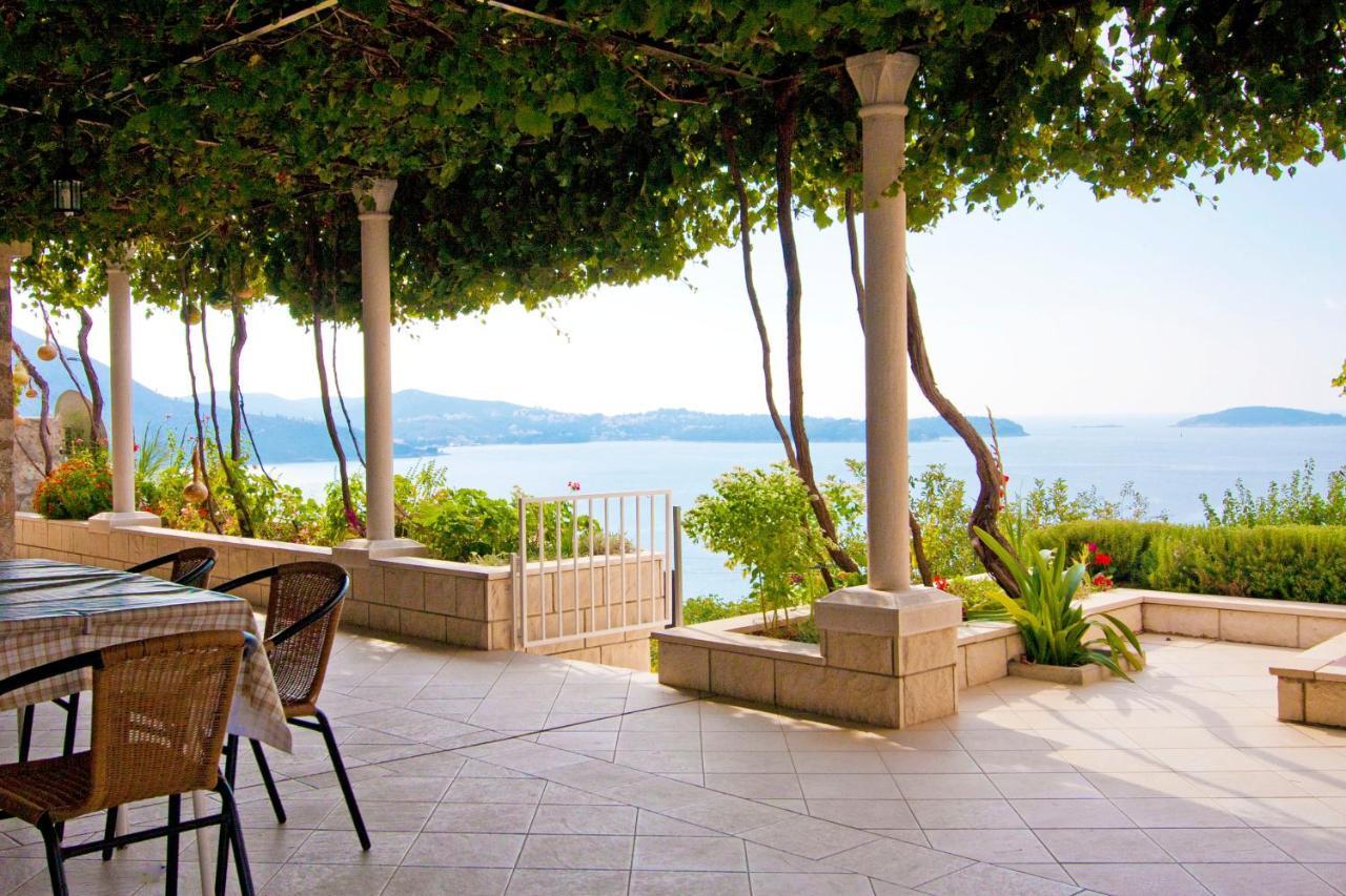 Guest House Burin Mlini Exterior foto